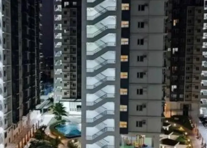 Deluxe Two-Bedroom Apartment